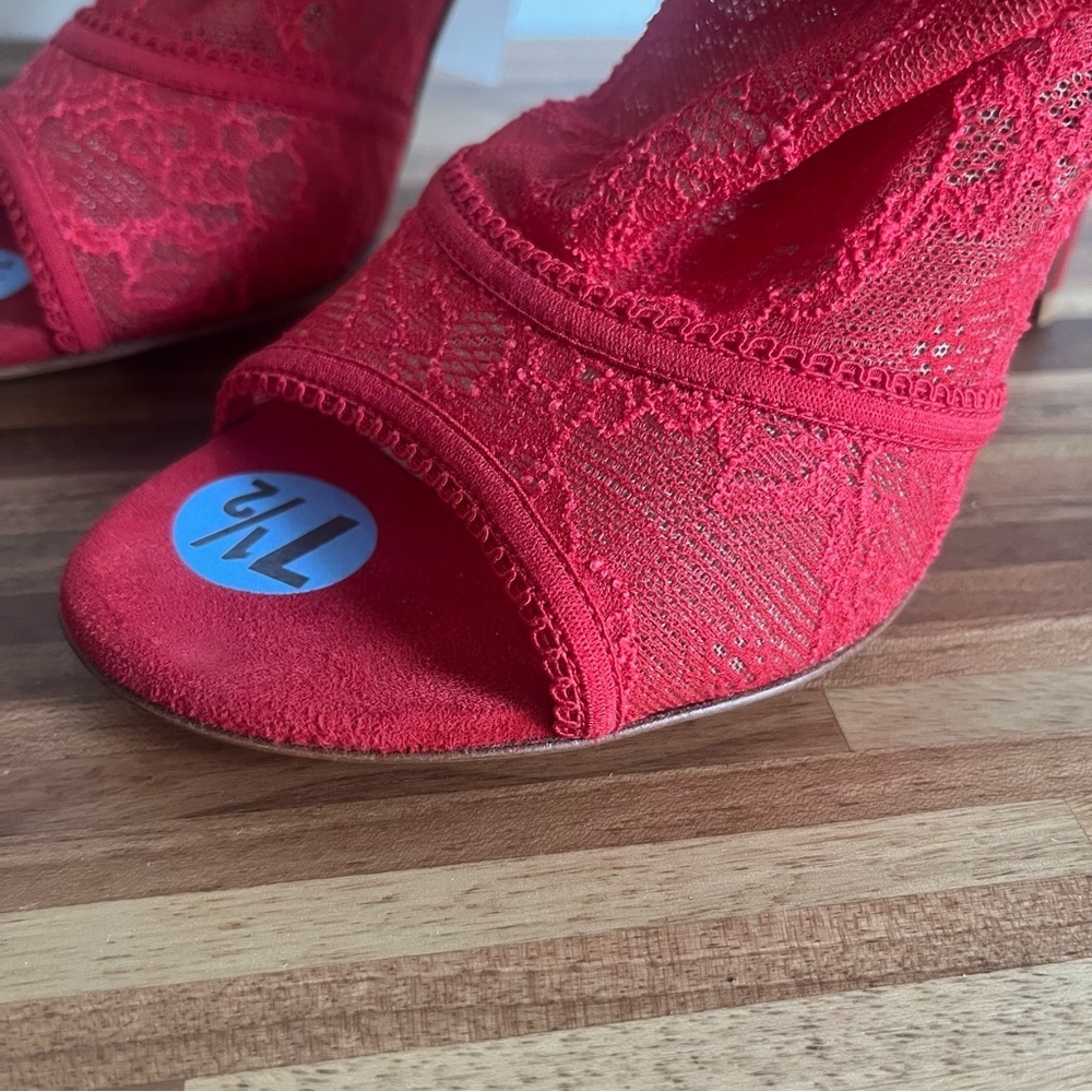 NWT Gianvito Rossi Missy Stretch Lace and Suede Tobasco Red Ankle Heel Sandals - Picture 6 of 8
